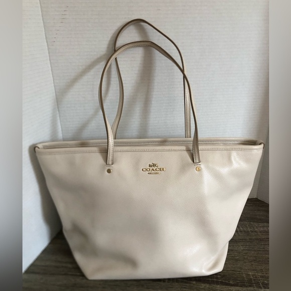 Coach Cream Crossgrain Leather Tote Bag - Picture 1 of 14
